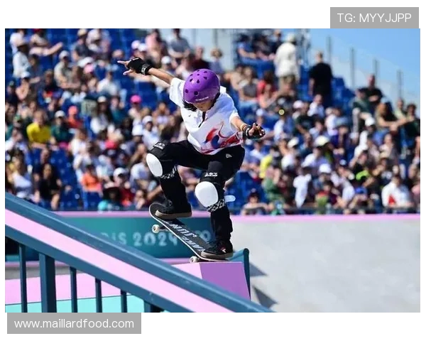 重庆攀岩队在世界滑板锦标赛中的团队协作展现出色表现与潜力